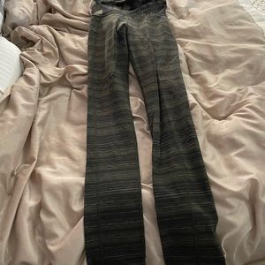 Lululemon leggings size 2